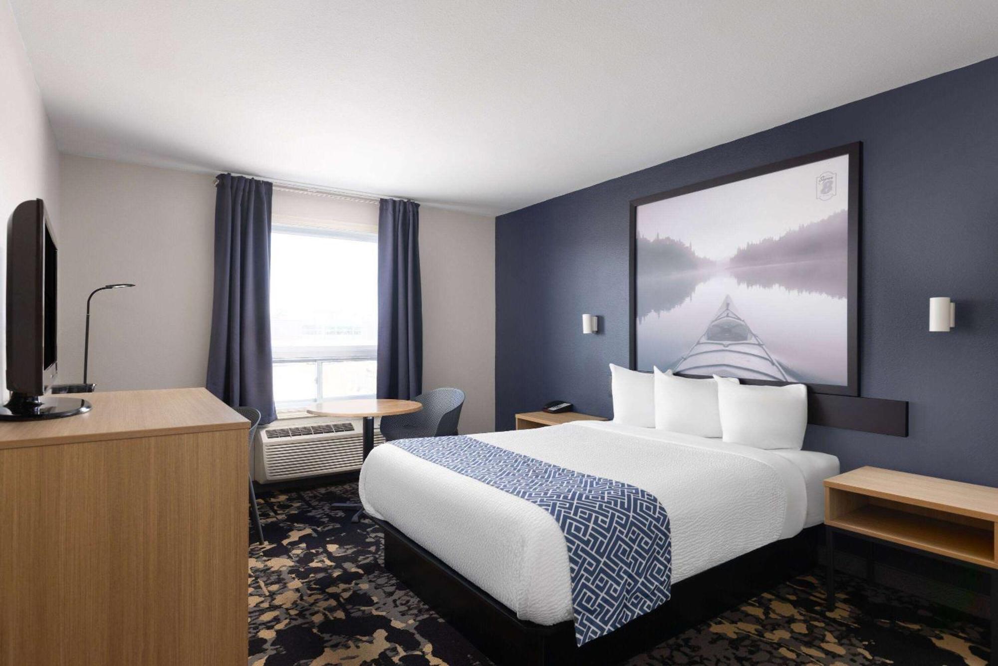 Super 8 By Wyndham St-Jerome Hotell Saint-Jerome Eksteriør bilde